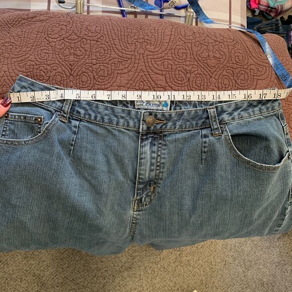 Women's Plus Size L. A. Blues Jeans - Picture 6 of 6